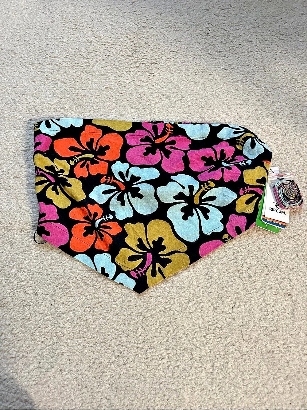 RIP CURL Hottie Halter Neck Floral Halter Cover-Up in Black & Pink Size Medium